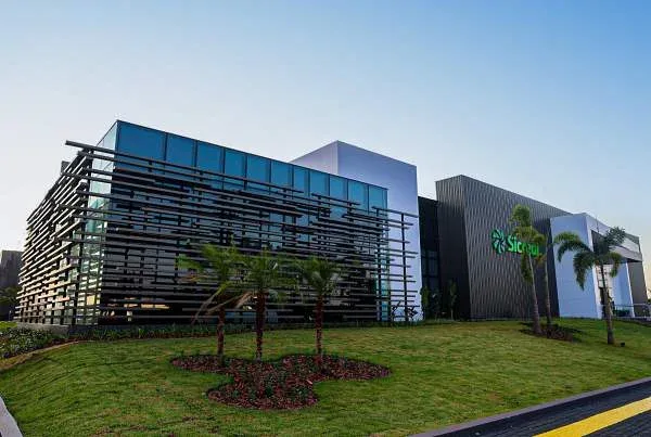 Sede da Sicredi Vale do Piquiri Abcd PR/SP, em Palotina