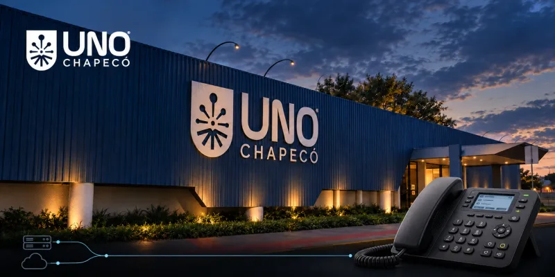 Unochapecó: fachada noturna e telefonia IP com infraestrutura local e em nuvem